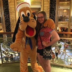 Meet your Posher, Lauren